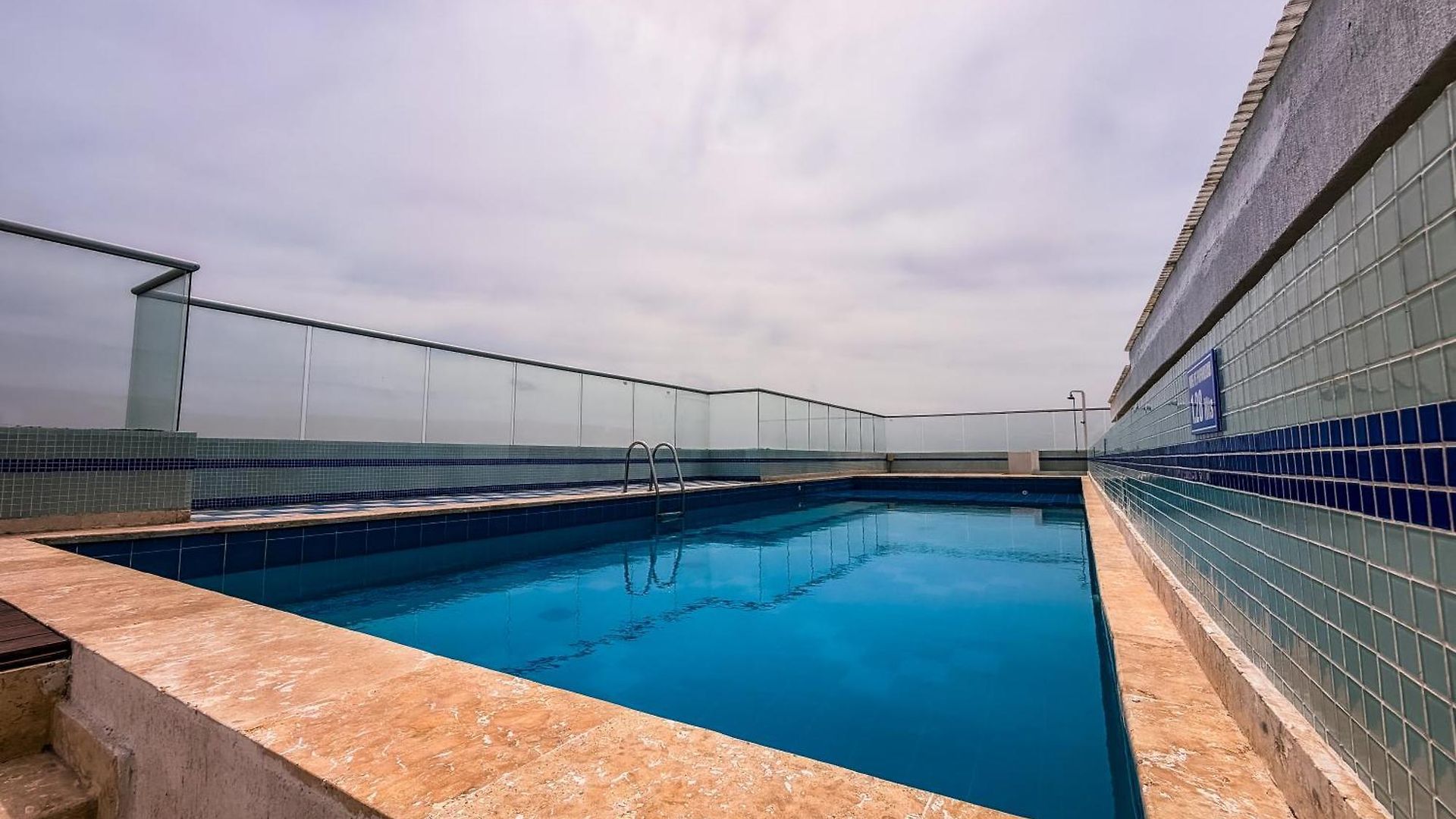 Edif, Balcon, 2 Hab, Piscina, Rooftop, 5 Min Aeropuerto Apartamento