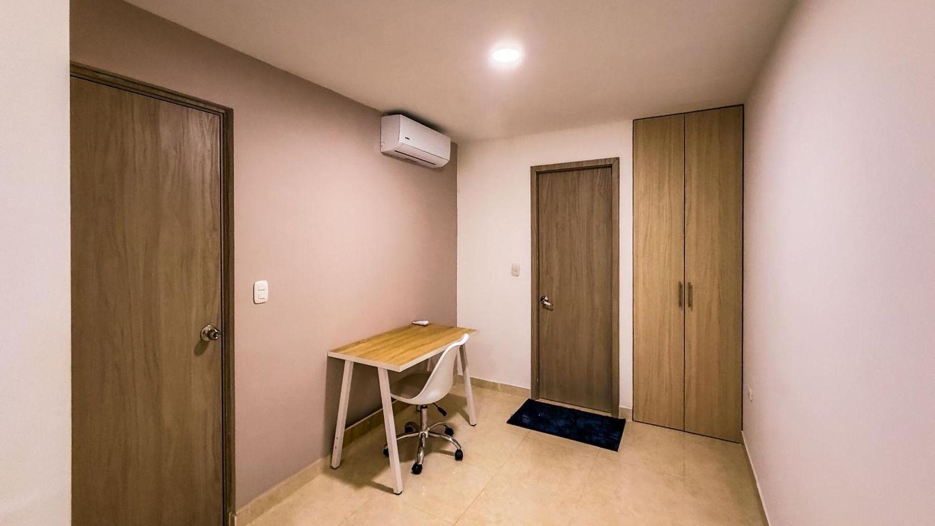 Apartamento Edif, Balcon, 2 Hab, Piscina, Rooftop, 5 Min Aeropuerto