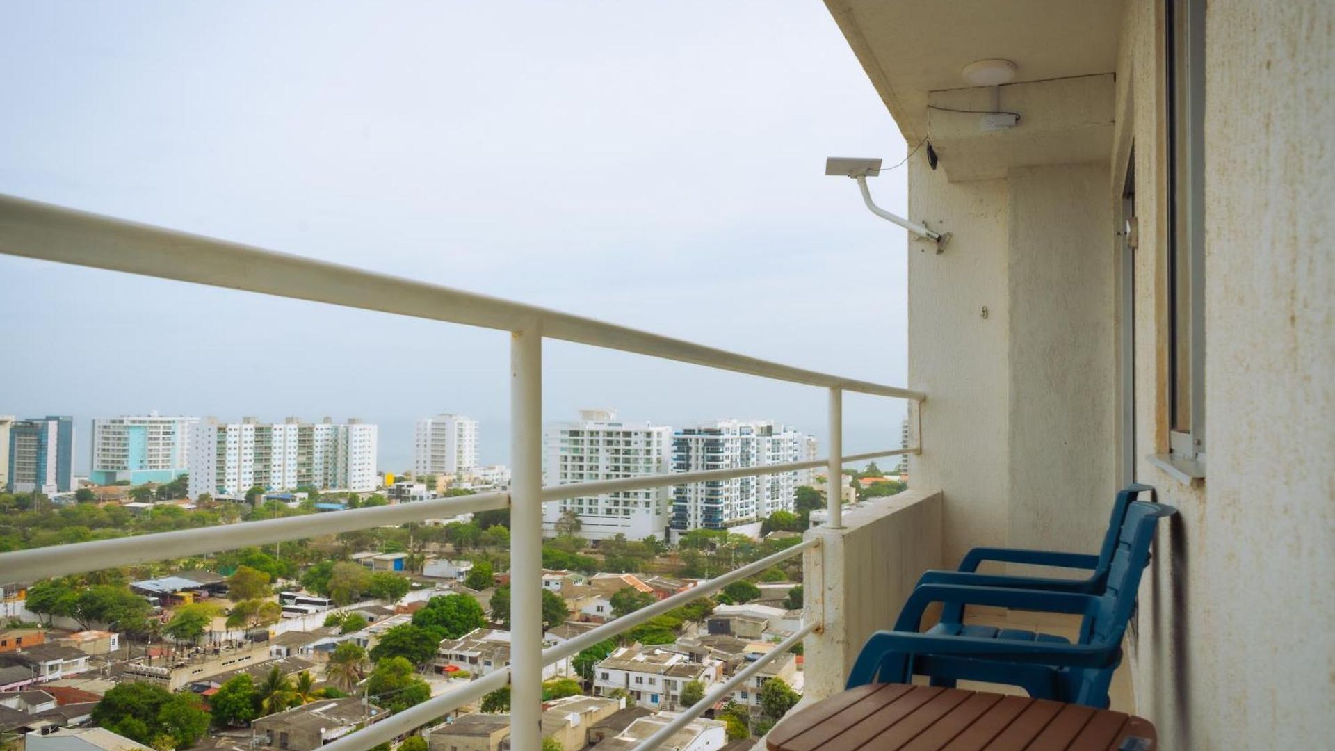 Apartamento Edif, Balcon, 2 Hab, Piscina, Rooftop, 5 Min Aeropuerto Cartagena