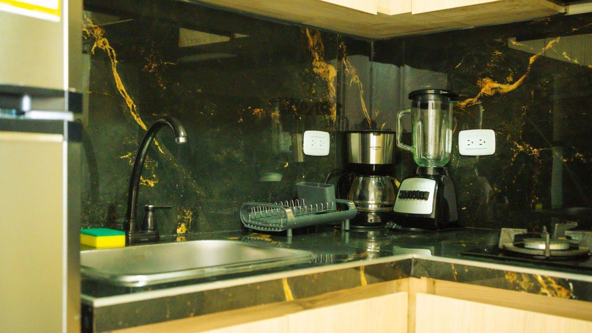 Apartamento Edif, Balcon, 2 Hab, Piscina, Rooftop, 5 Min Aeropuerto Cartagena