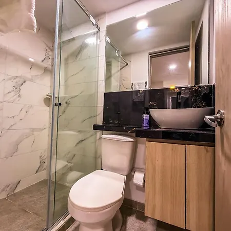Edif, Balcon, 2 Hab, Piscina, Rooftop, 5 Min Aeropuerto Apartamento